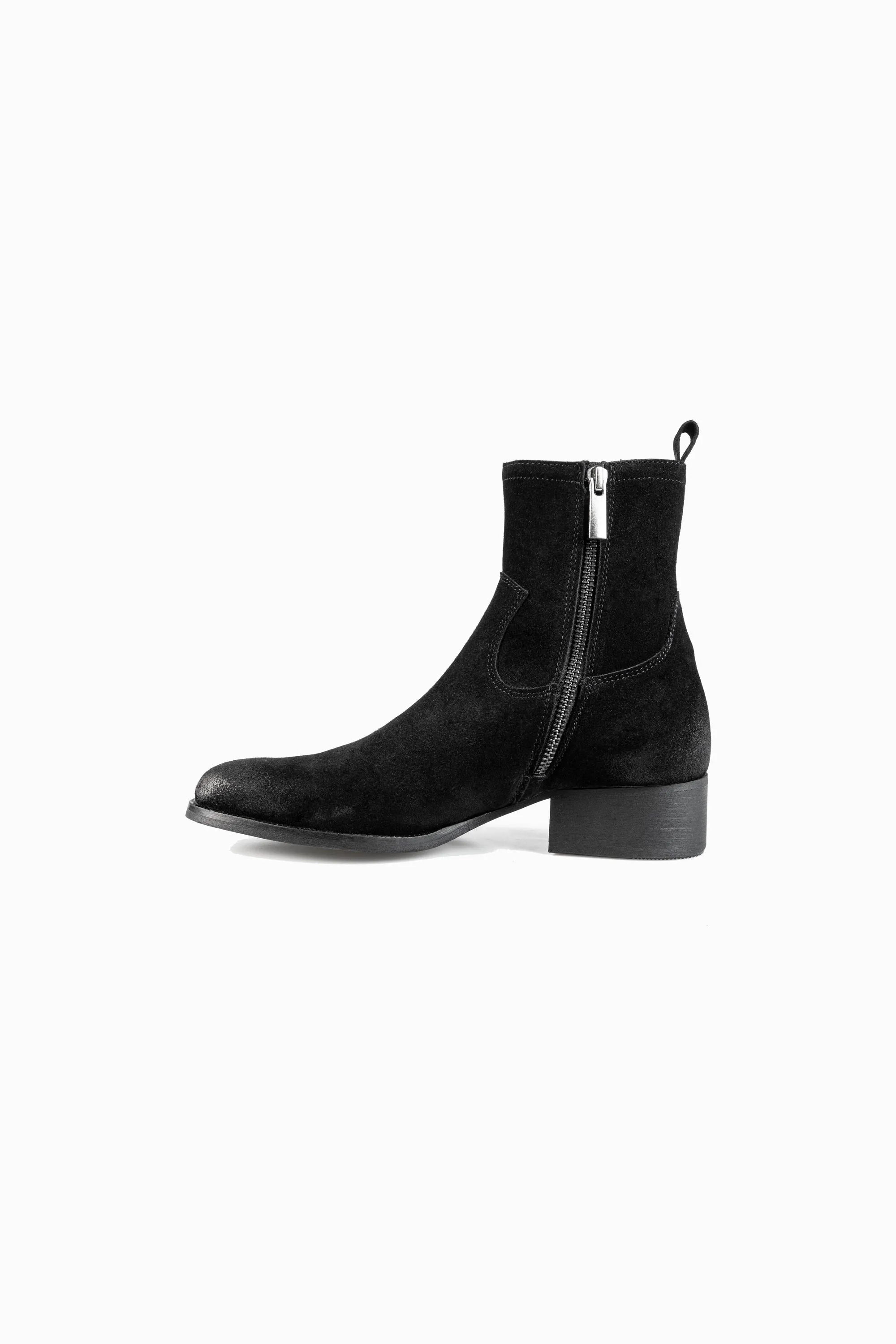 Adler Boot | Relic Black Suede