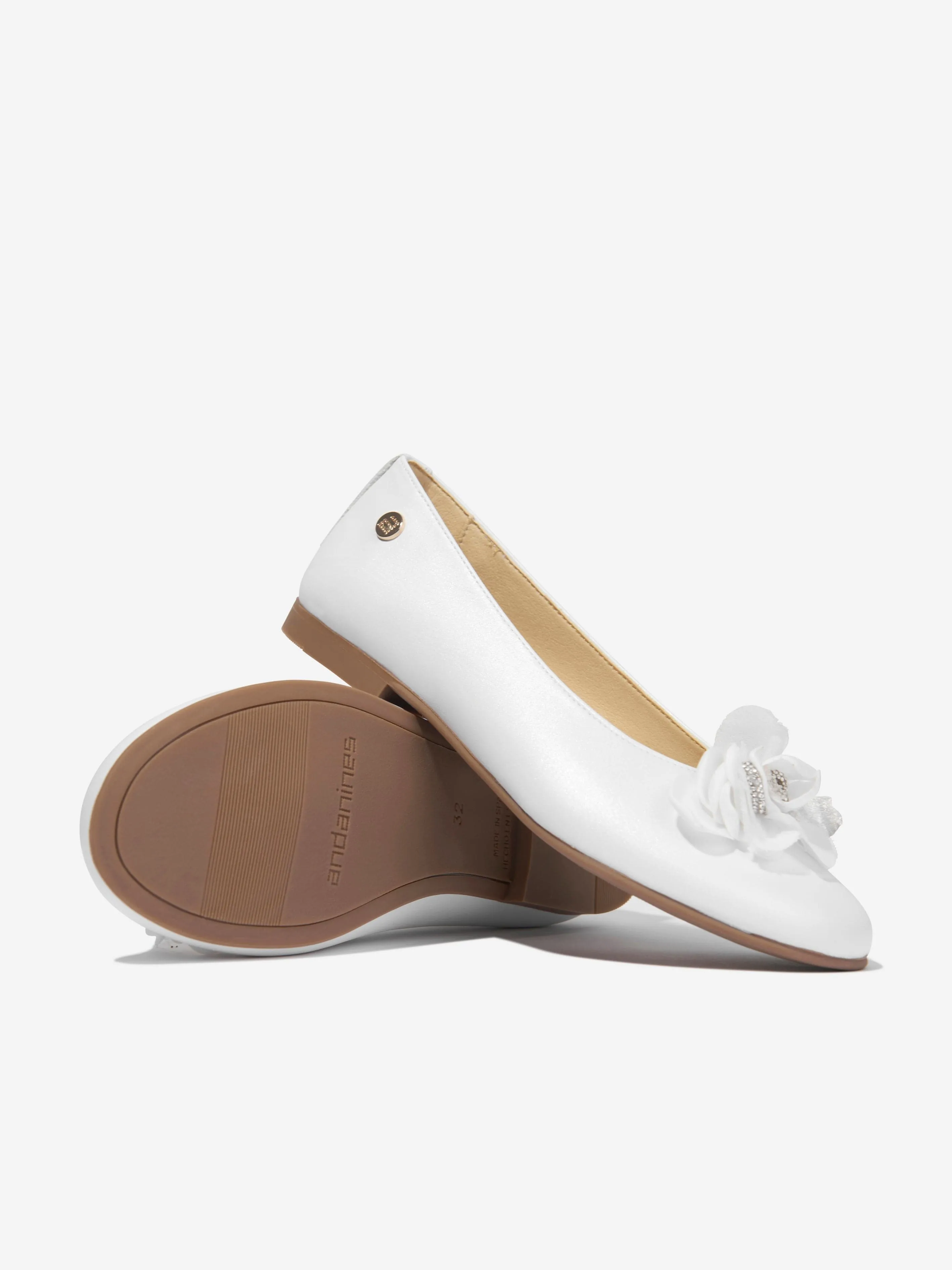 Andanines Girls Leather Flower Ballerina Pumps in White