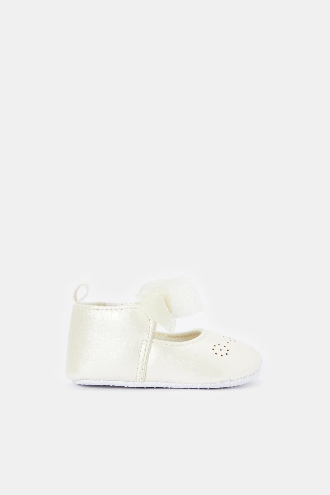 Babies White Pram Shoe