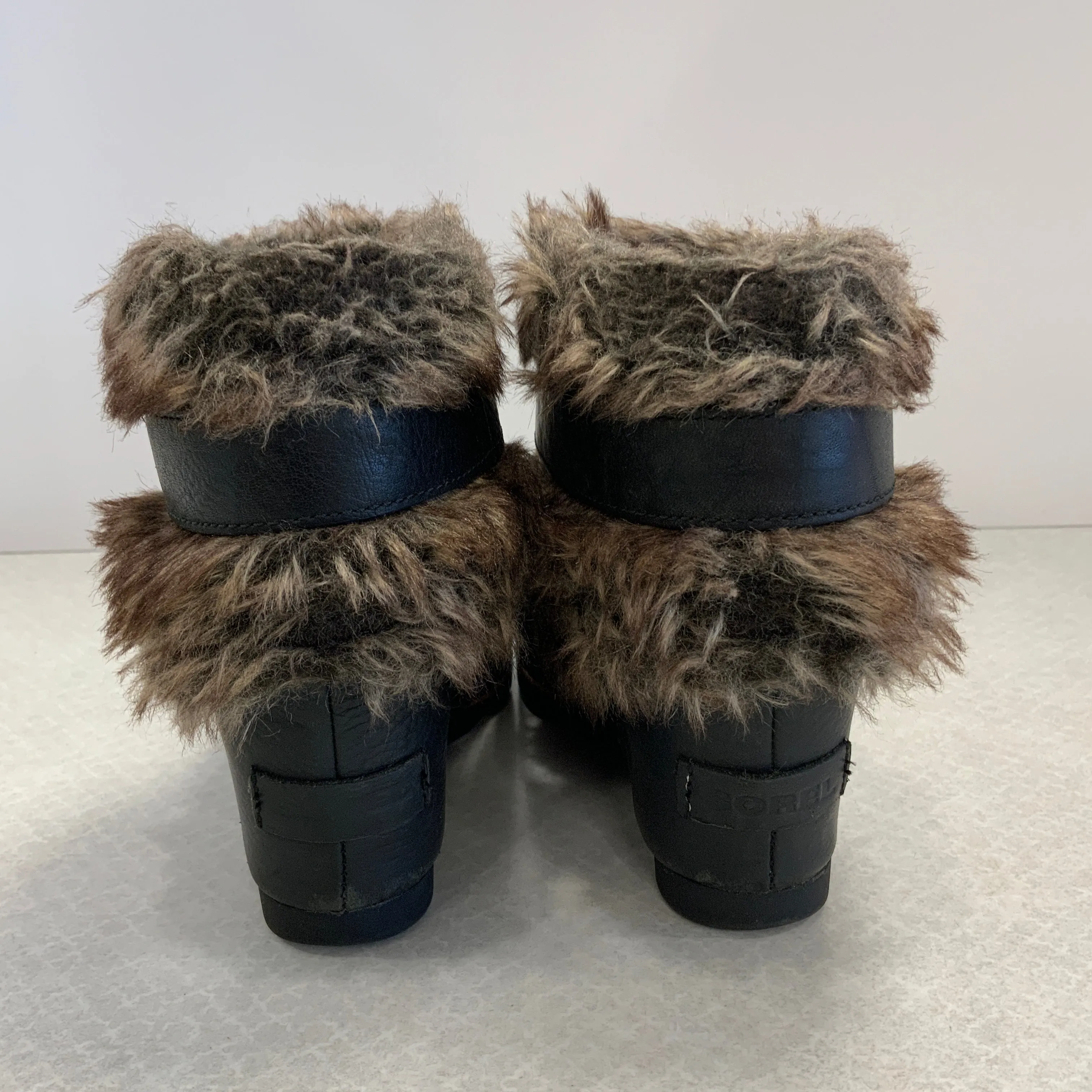 Boots Ankle Heels By Sorel  Size: 6.5