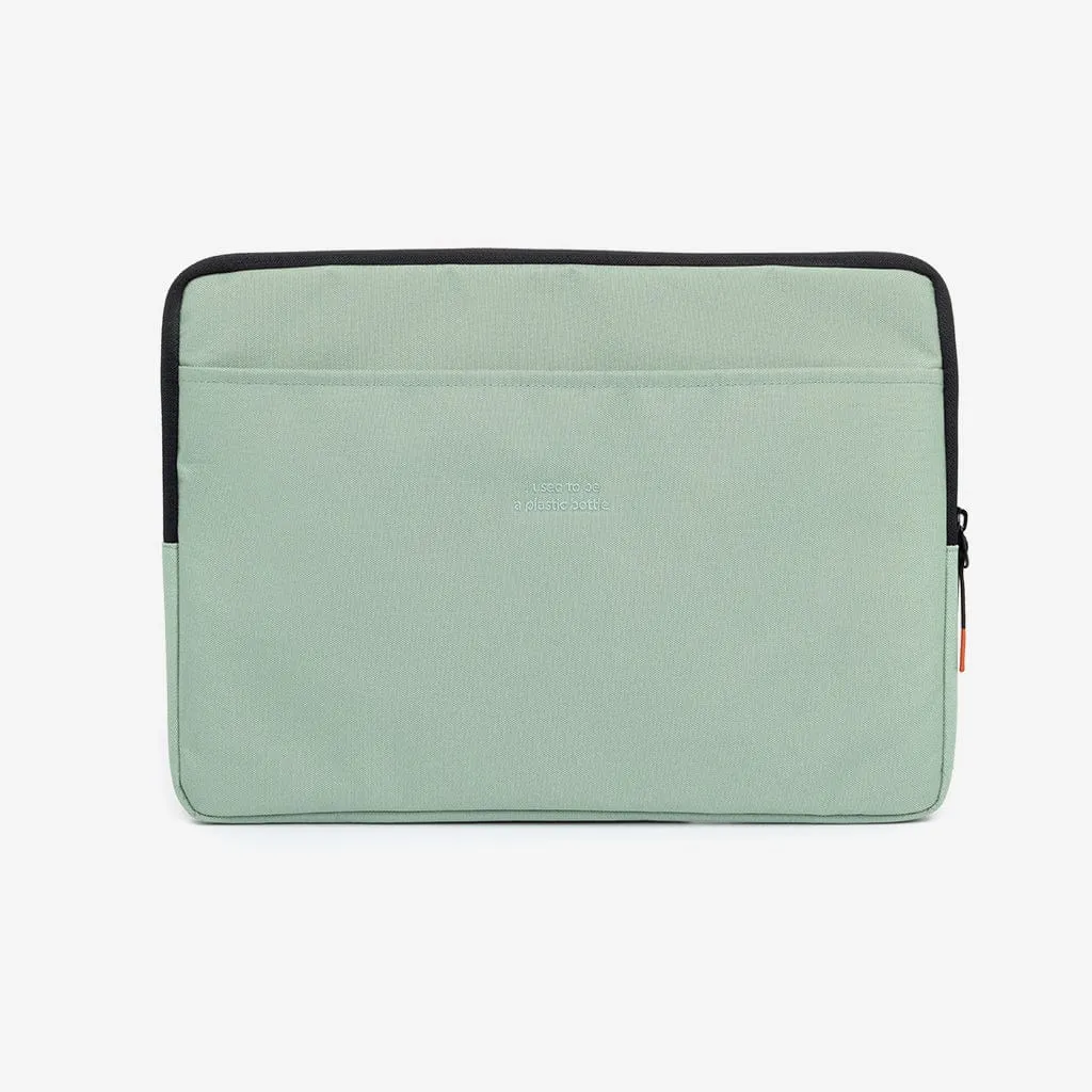 Capture Laptop Case 15" Sage