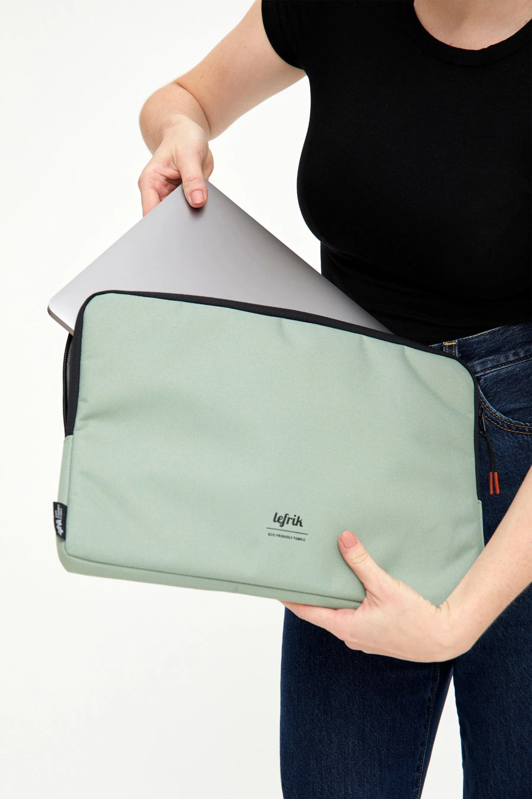 Capture Laptop Case 15" Sage