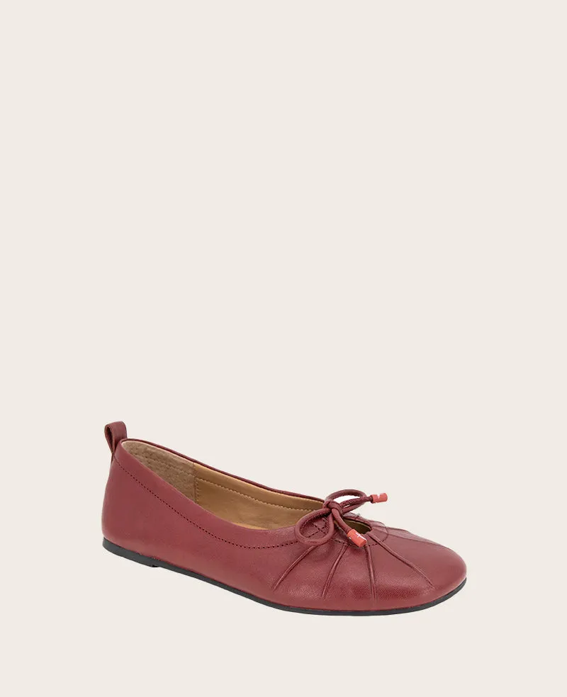 GENTLE SOULS -  Marilyn Leather Pleated Ballet Flat