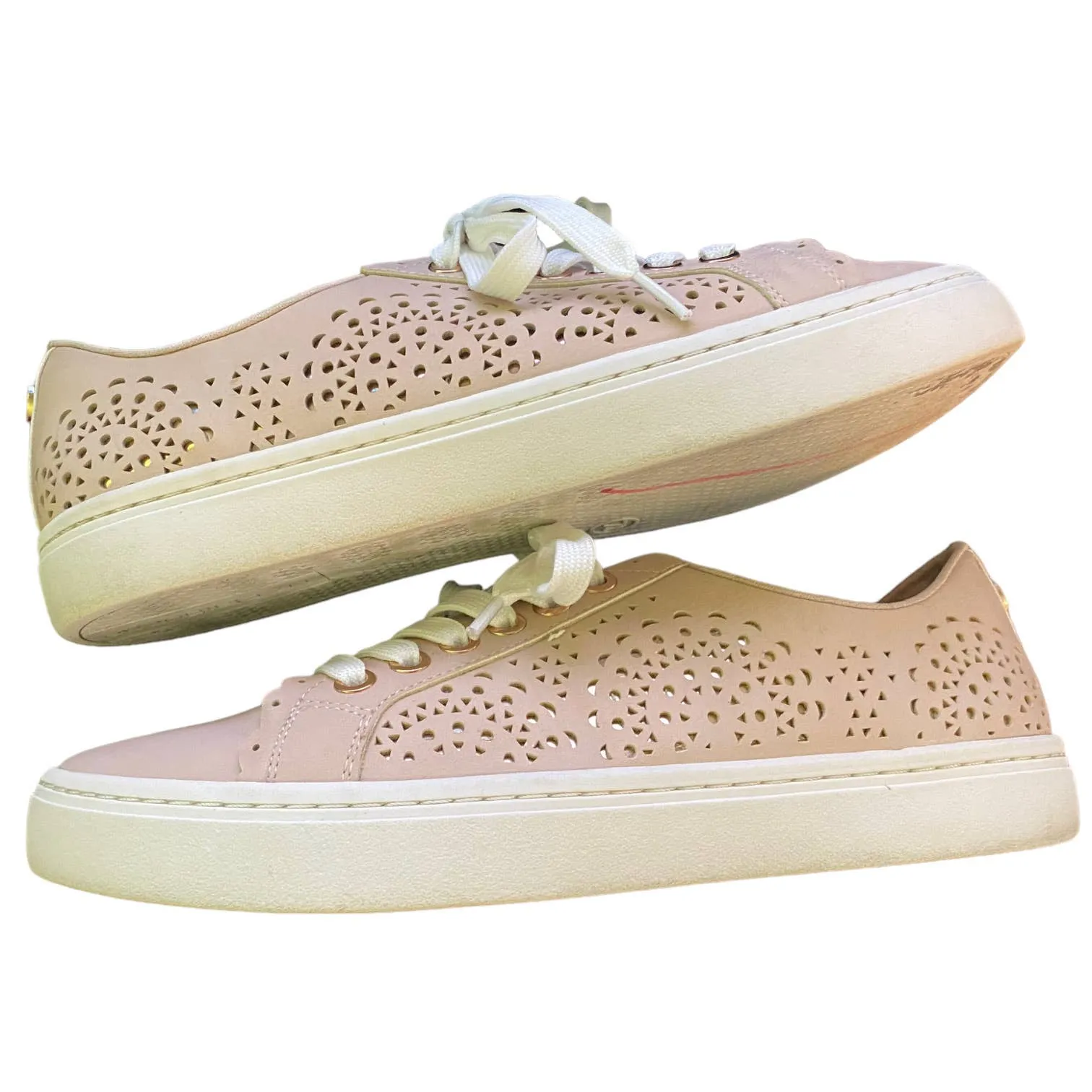 Liz Claiborne Winslow Laser Cut Blush Pink Sneakers Size 7.5