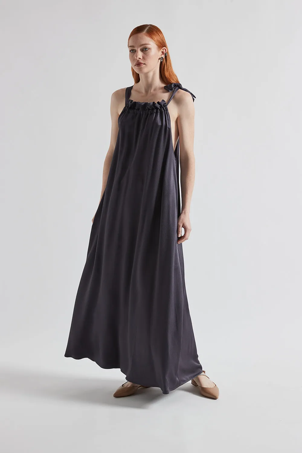 Long dress with American neckline