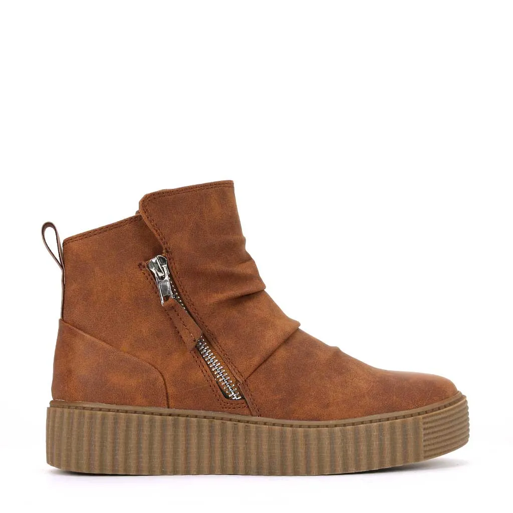 Micki High Sneakers