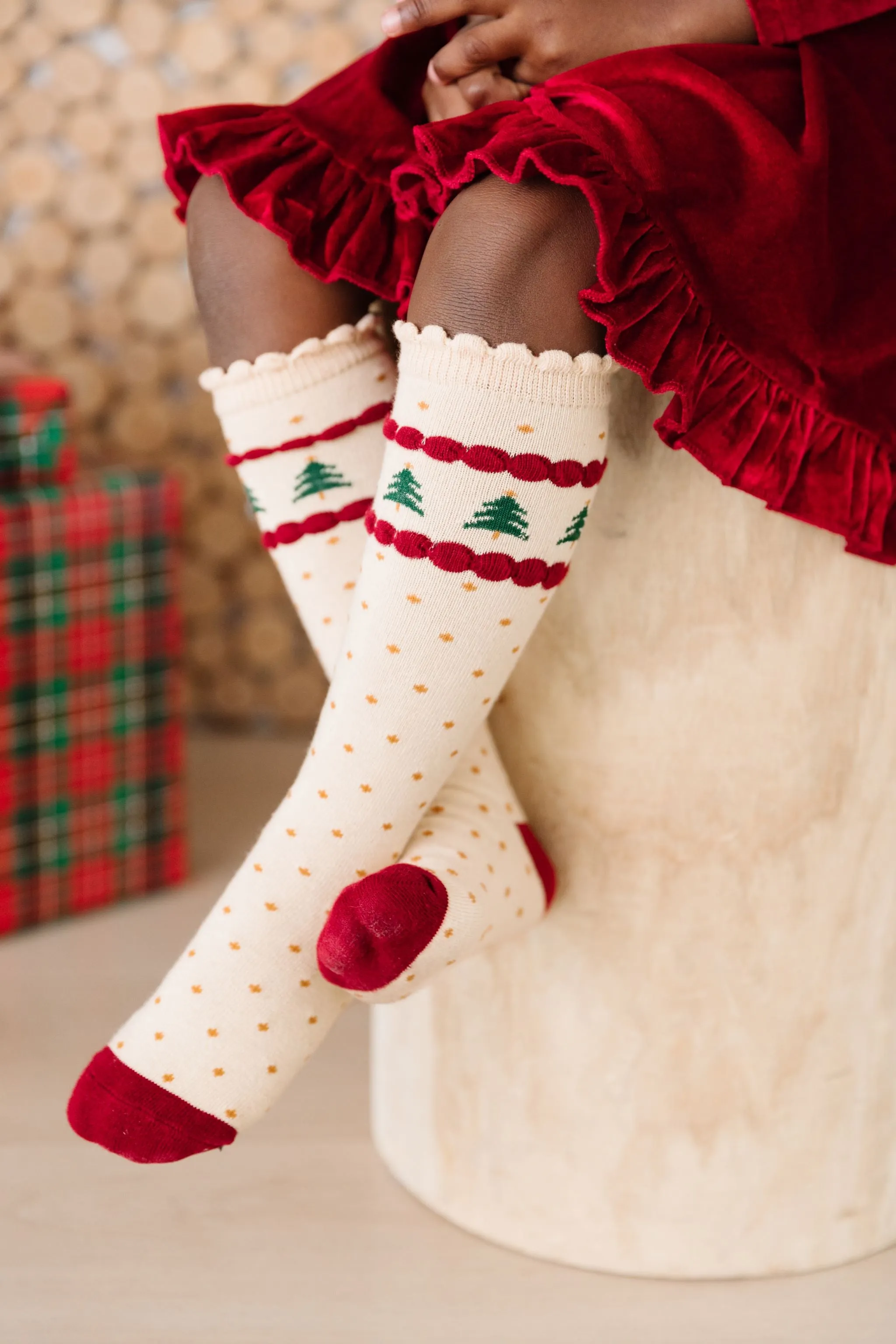 Tree Farm Scalloped Knee High Socks